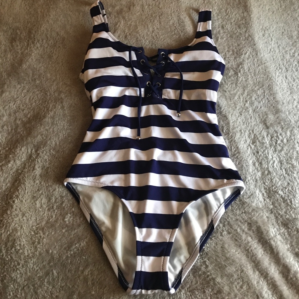 One piece swimsuit