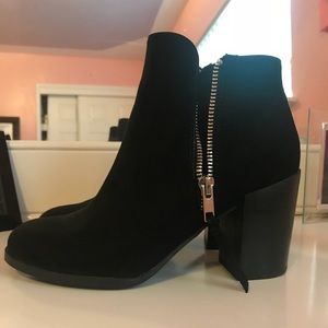 Forever 21 Black booties