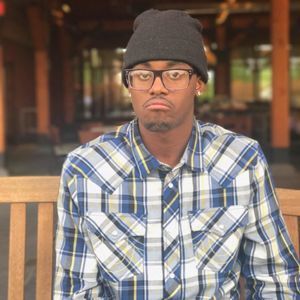 Meet your Posher, Kenneth