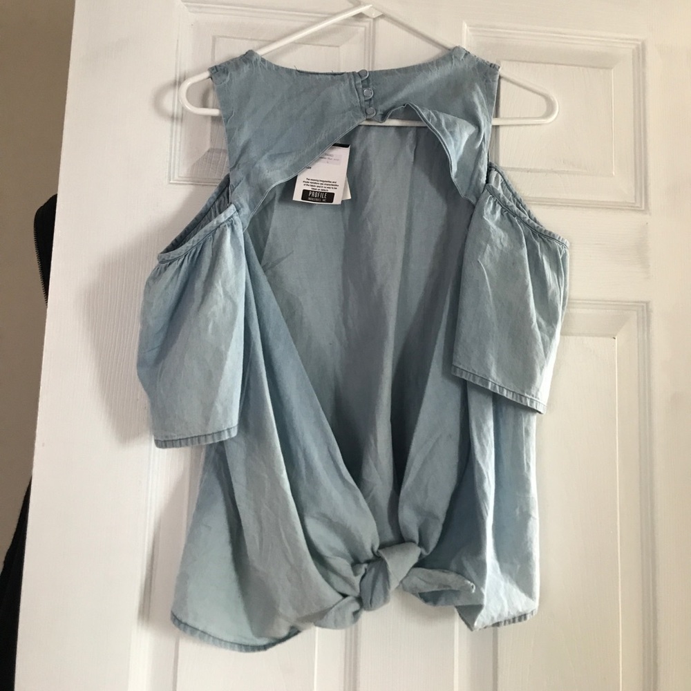 Shirt - Picture 3 of 3