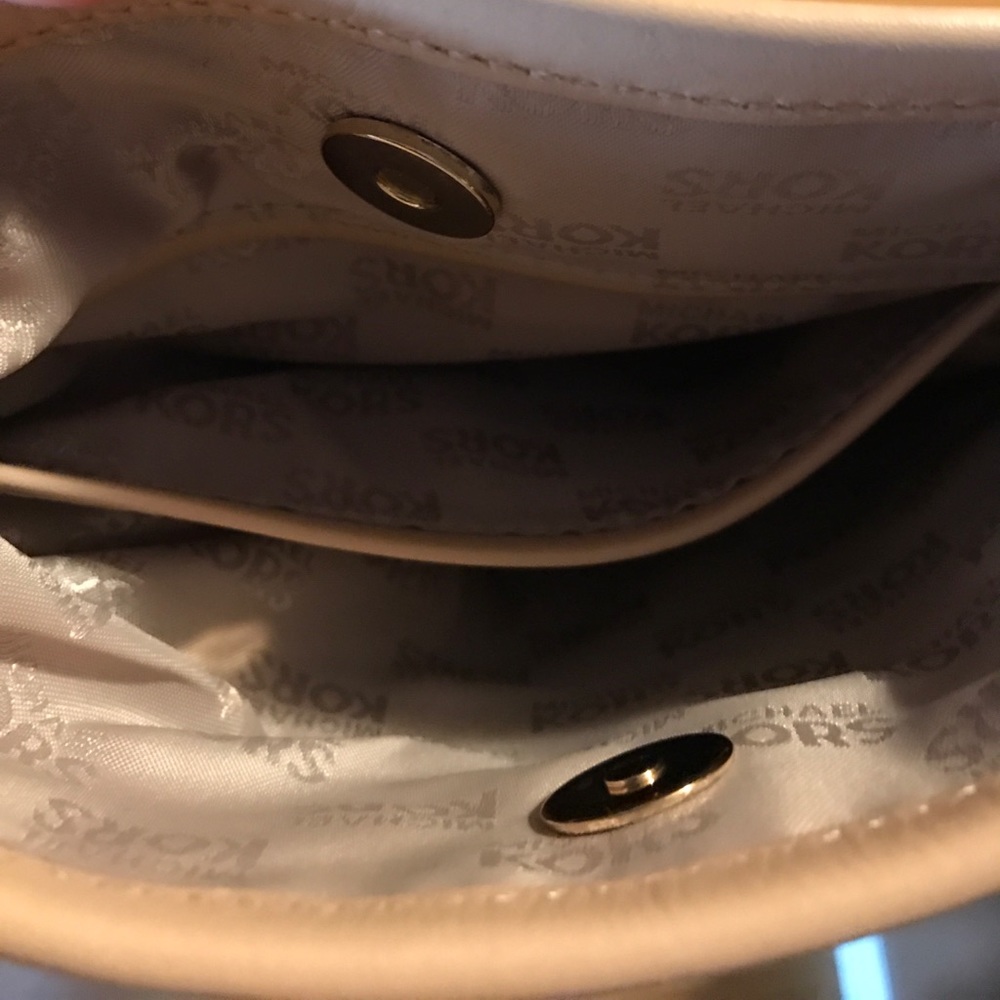 Cross body Bag - Picture 4 of 4