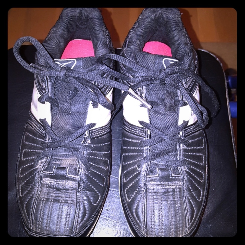 REEBOK CLEATS