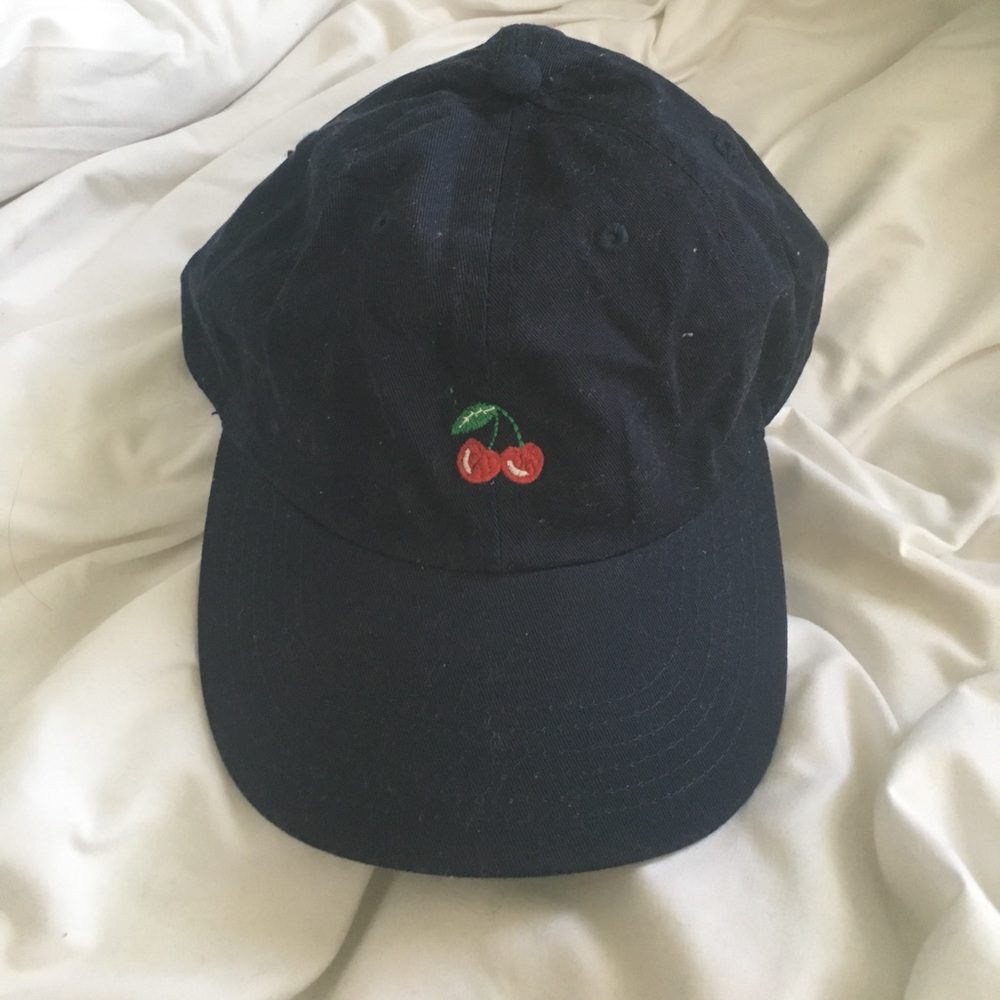 Brandy Melville cherry hat