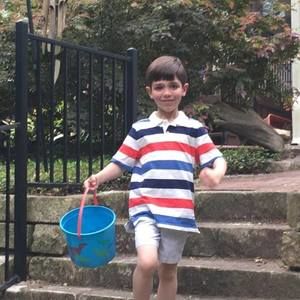 Meet your Posher, Chrystal