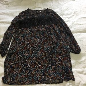 Long sleeve dress great for summer or fall!