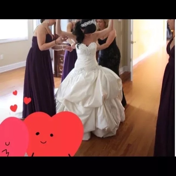 Pnina Tornai Sweetheart crystals Wedding Dress - Picture 7 of 8