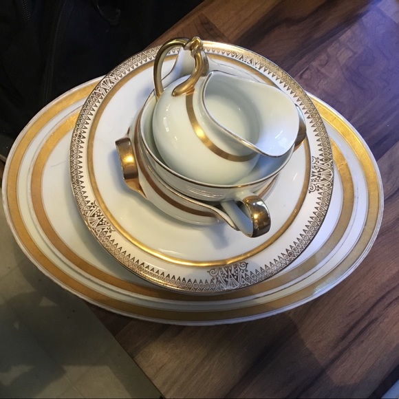 24 karat gold plated dinnerware 13 piece - Picture 1 of 1