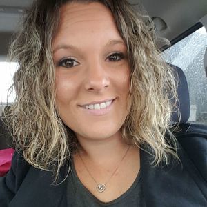 Meet your Posher, Sharel