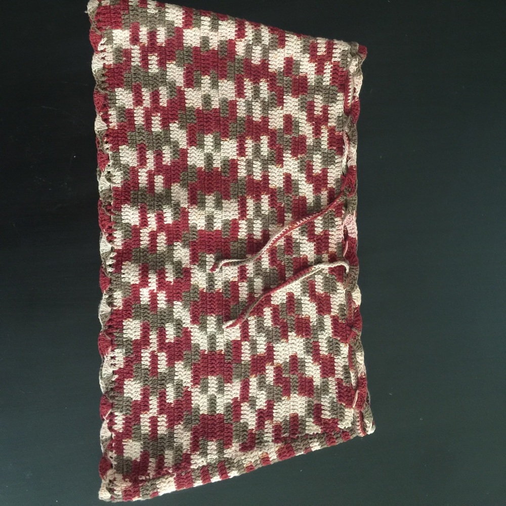 Knitted vintage mini skirt/coverup! Amazing find