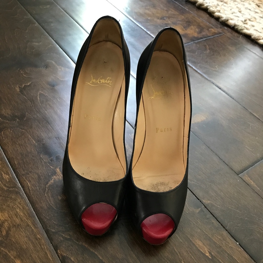 Christian Louboutin black pumps with red peep toe