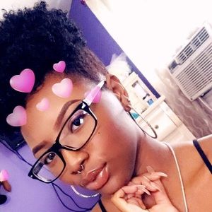 Meet your Posher, Shenelle