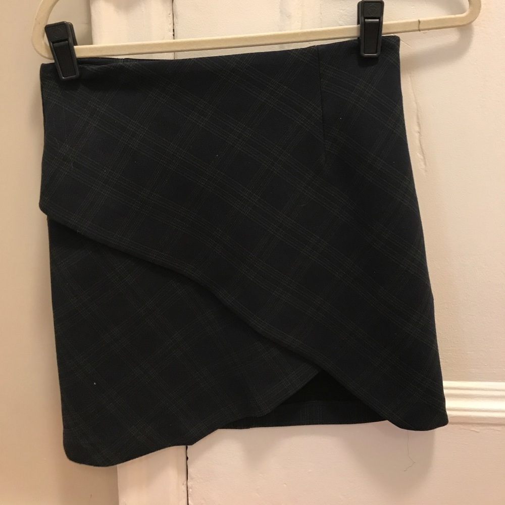 Zara plaid  fitted skirt with overlap detail