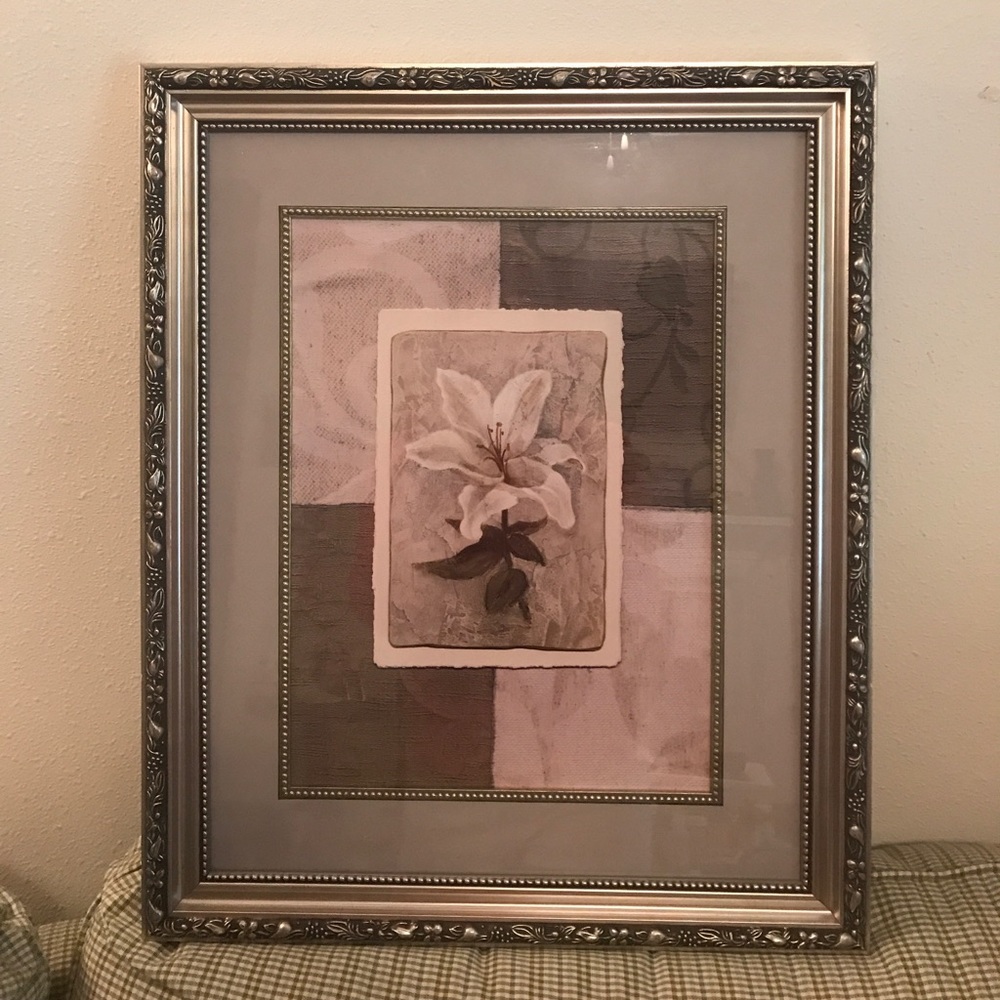 Silver beautiful frame of lily flower