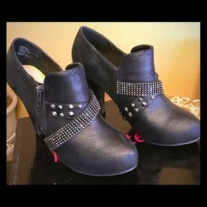 Not Rated Harmonious Booties