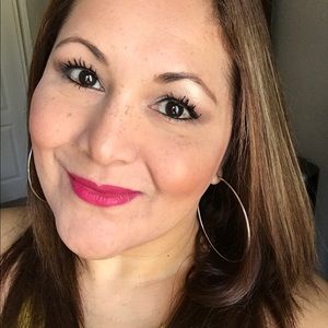 Meet your Posher, Mayra