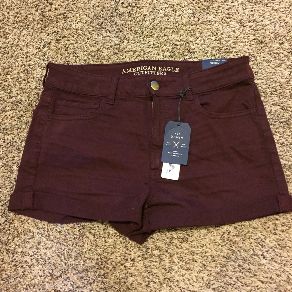 Size 12 burgundy American Eagle shorts