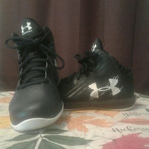 Under Armour Jet Express Mid Grade School Boys' Ba