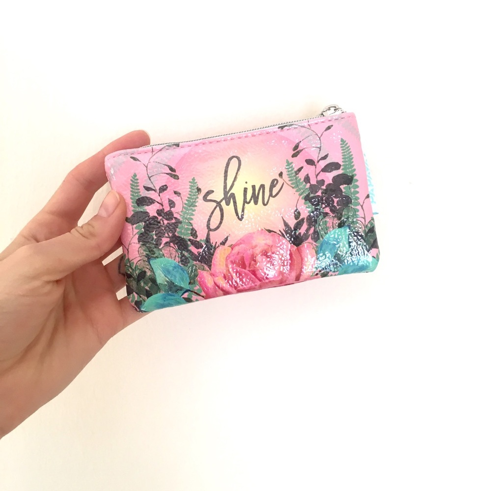 Colorful card carrier 👛