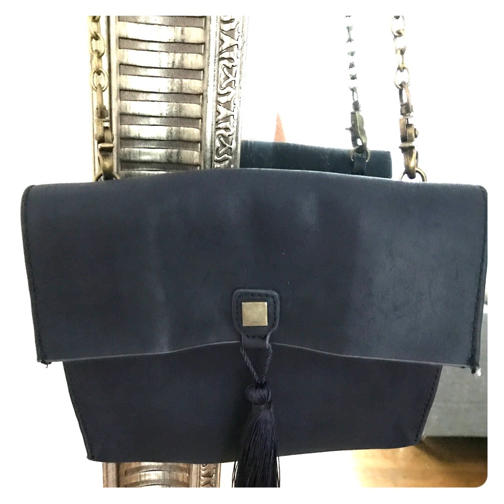 Francesca's crossbody bag