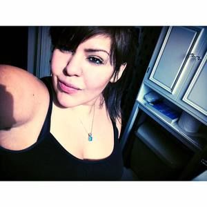 Meet your Posher, Julia