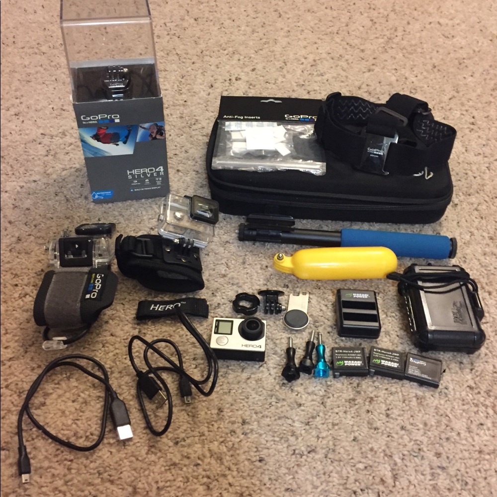 ❌SOLD❌ GoPro Hero 4 Silver