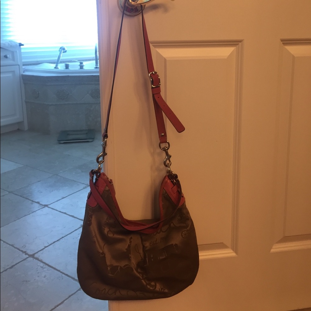 Coach purse - Picture 3 of 3