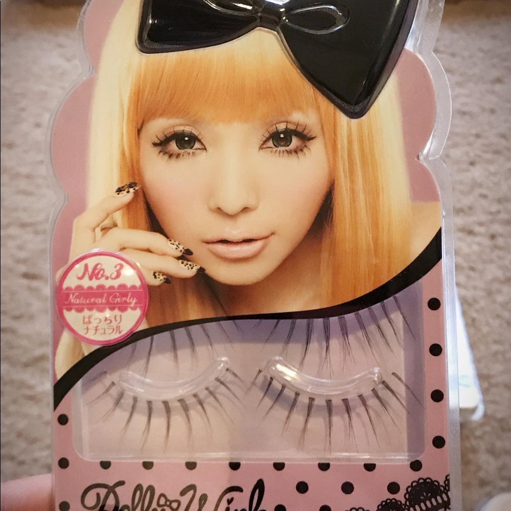 👱🏻‍♀️False Lashes