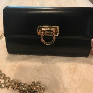 Vintage Ferragamo leather  Flap with gold chainhandbag