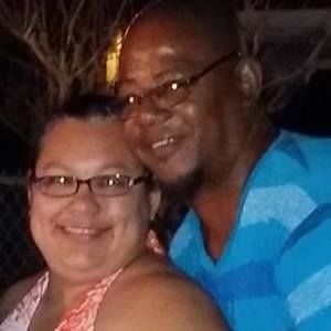 Meet your Posher, Iris