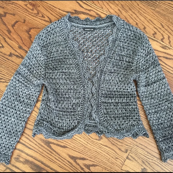 Shrug - Picture 1 of 2