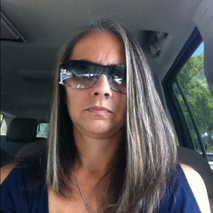 Meet your Posher, Daniela