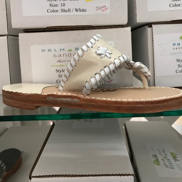 Tan and white palm beach sandals - Picture 2 of 2