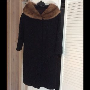 Vintage lamb coat with mink collar