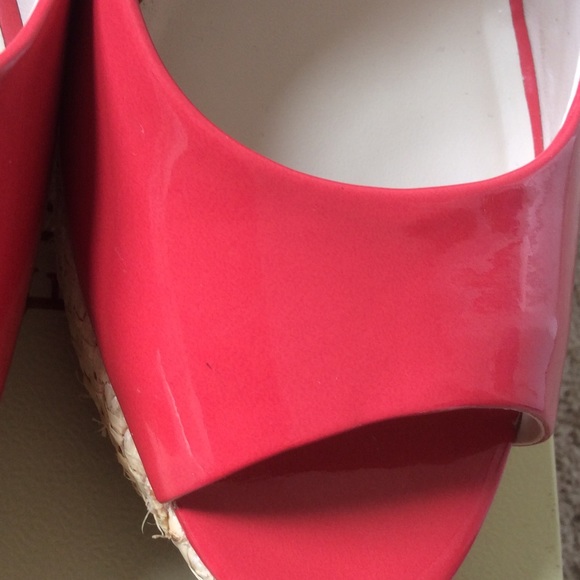 Franco Sarto Patent Leather Open Toe Straw Wedge - Picture 5 of 5