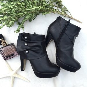 💐HP | Black leather booties