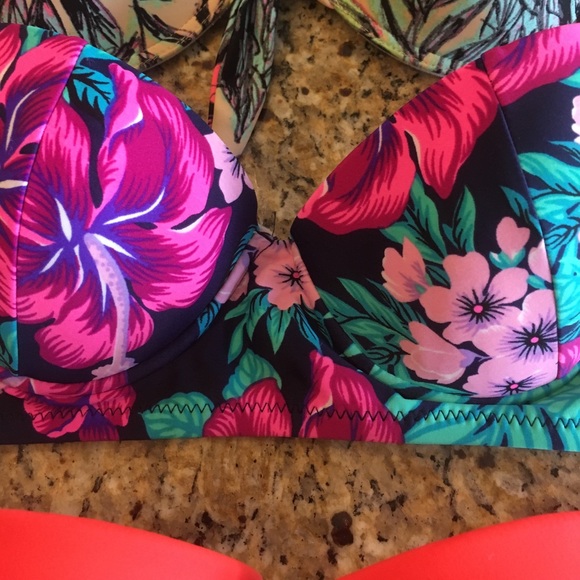 SOLD❤️ - Picture 3 of 5