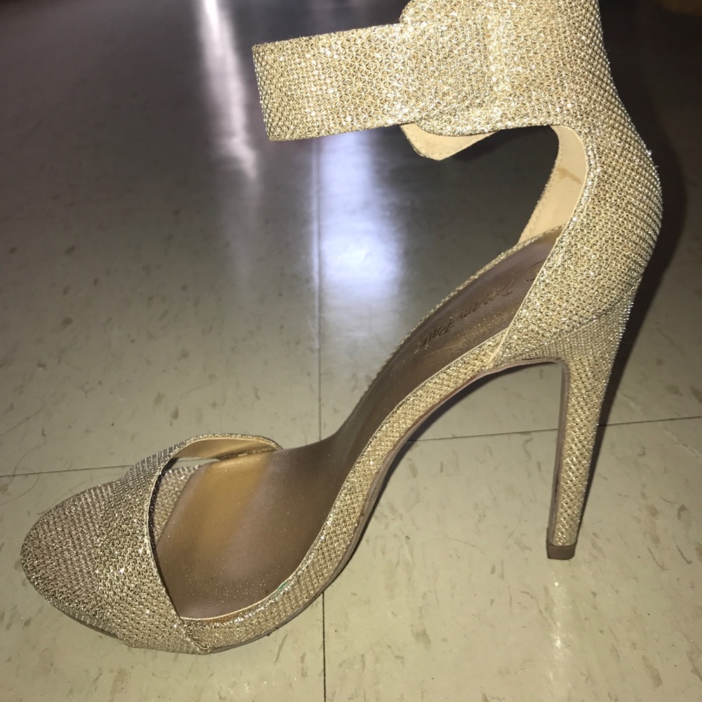 Sparkly 8.5 Heels NEVER WORN