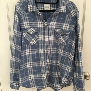 American eagle Vintage boyfriend plaid shirt!