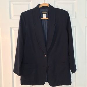 Navy Blue Blazer 💙 Bundle for 30% 1 item.