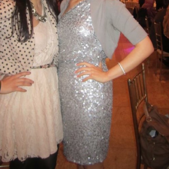 Aidan Mattox Silver Sequence one Shoulder Dress - Picture 4 of 4