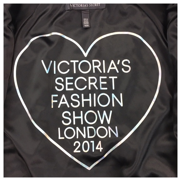 π NWOT VICTORIA'S SECRET SEQUIN JACKET - Picture 3 of 7