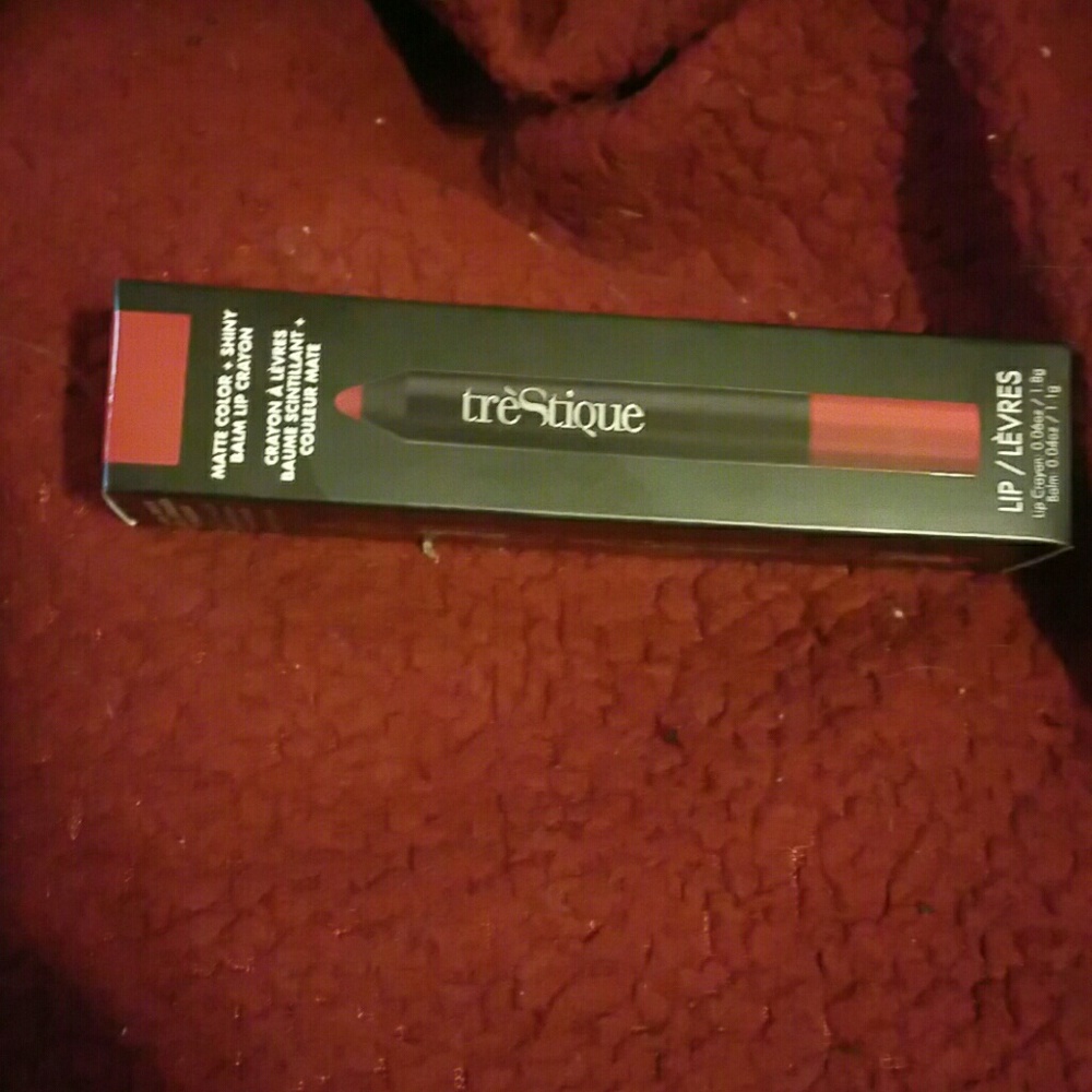 Trestique matte color lip crayon