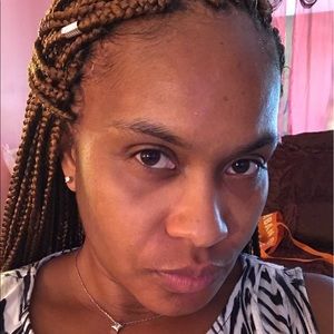 Meet your Posher, Yolanda