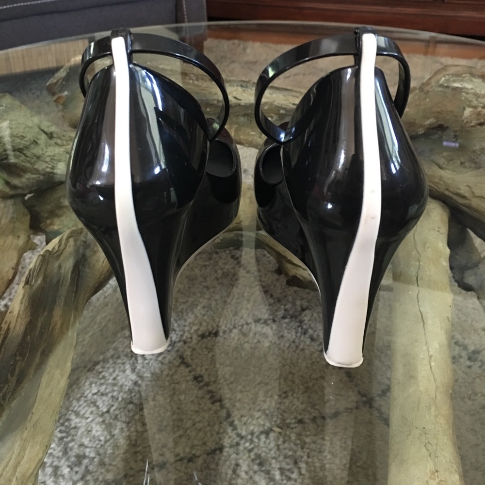 Melissa Patchouli Peep-Toe Jelly Wedge Black/White