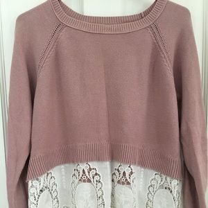 🍂American Eagle sweater.