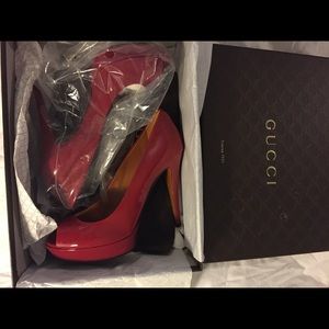 Gucci Raspberry Heels