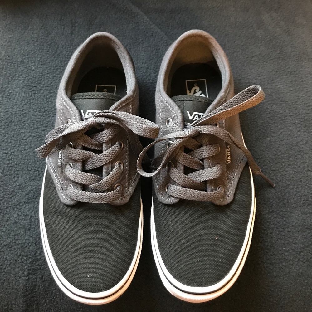 VANS Boys Shoes (Size 2.5)