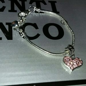 !Price Drop! Yummy Pink Crystal Heart Bracelet