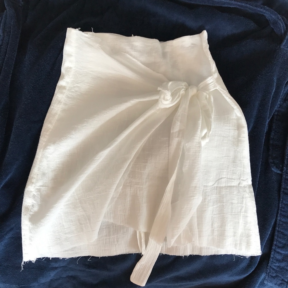 LF STORES White Wrap Mini Skirt