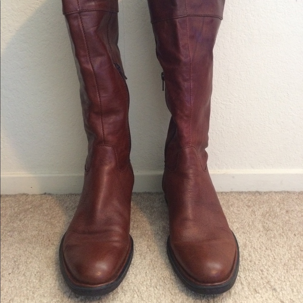 Beautiful brown boots